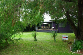 8 Honeysuckle Grove Silverleaves Cowes